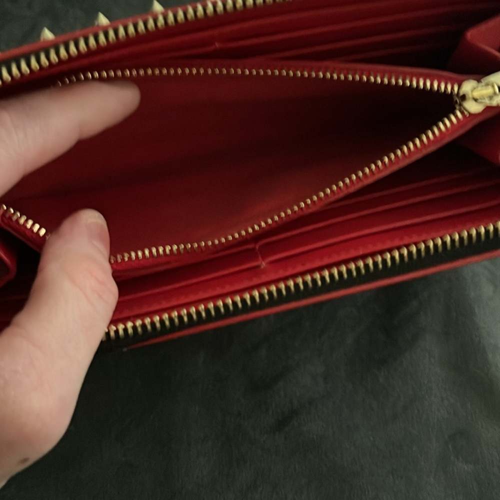 EXCELLENT CONDITION CHRISTIAN LOUBOUTIN SPIKED LEPORD WALLET (RARE)💗💗💗 - Picture 10 of 13